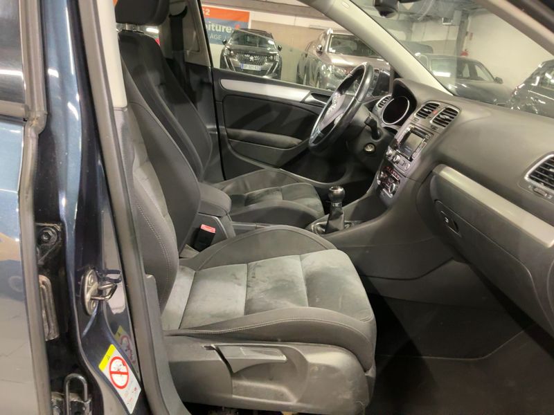 Volkswagen Golf VI 2.0 TDI Carat 2010 – снимка 11