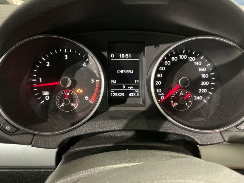 Volkswagen Golf VI 2.0 TDI Carat 2010 – снимка 13