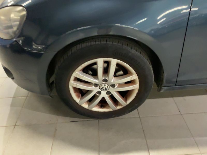 Volkswagen Golf VI 2.0 TDI Carat 2010 – снимка 17