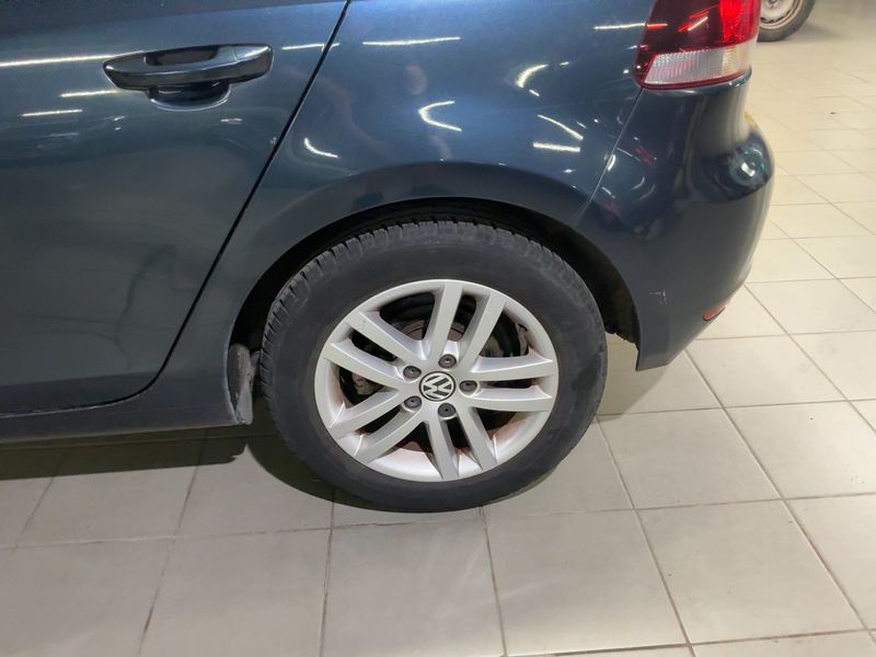 Volkswagen Golf VI 2.0 TDI Carat 2010 – снимка 18