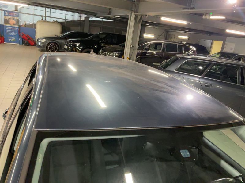 Volkswagen Golf VI 2.0 TDI Carat 2010 – снимка 21