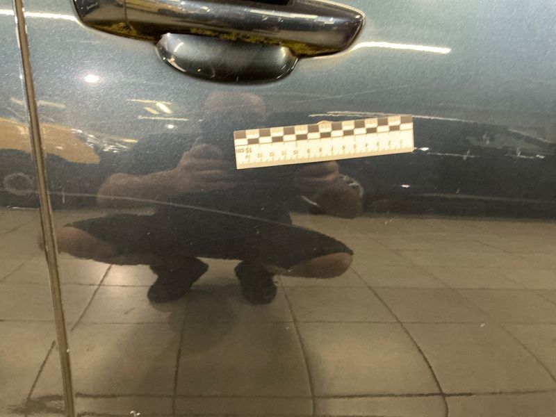 Volkswagen Golf VI 2.0 TDI Carat 2010 – снимка на щета 37