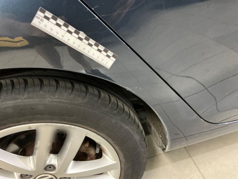 Volkswagen Golf VI 2.0 TDI Carat 2010 – снимка на щета 35