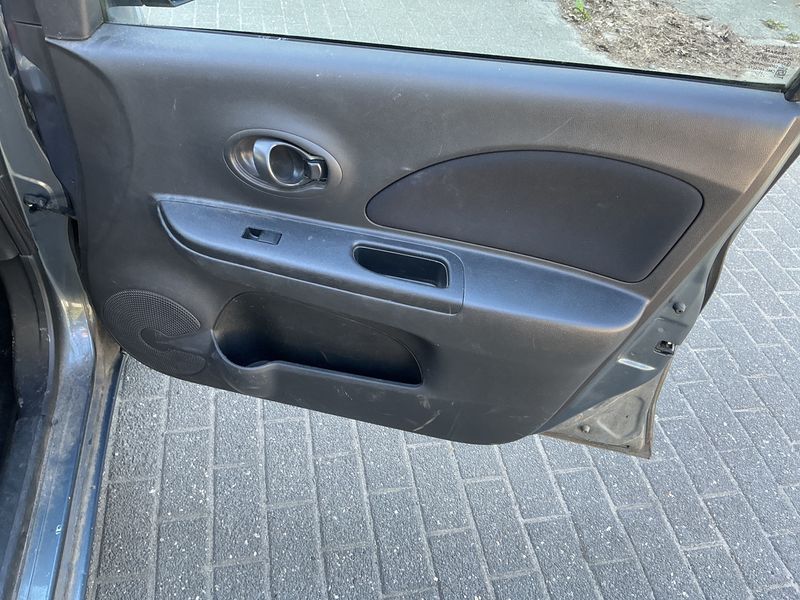 Nissan Micra 1.2 Comfort 2013 – снимка 32