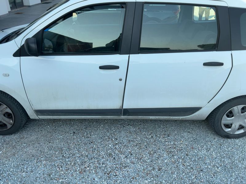 Dacia Lodgy 1.5 dCi Diesel Ambiance 2015 – снимка 4