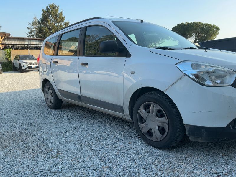 Dacia Lodgy 1.5 dCi Diesel Ambiance 2015 – снимка 12