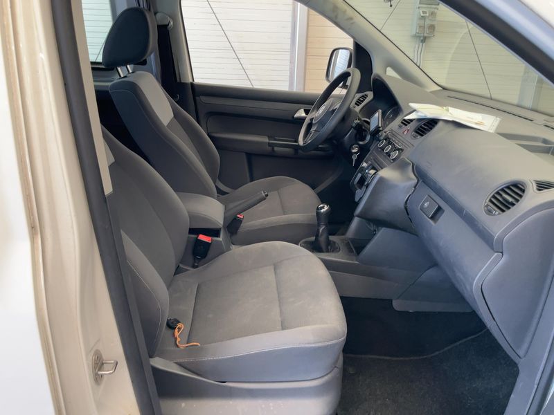 Volkswagen Caddy 2.0 EcoFuel Trendline 2012 – снимка 16