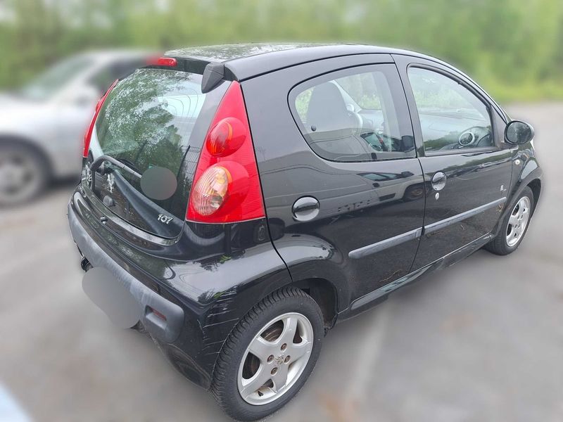 Peugeot 107 1.0 Black & Silver Edition 2009 – снимка 5