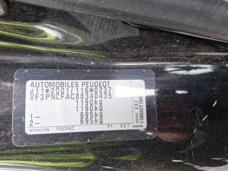 Peugeot 107 1.0 Black & Silver Edition 2009 – снимка 18