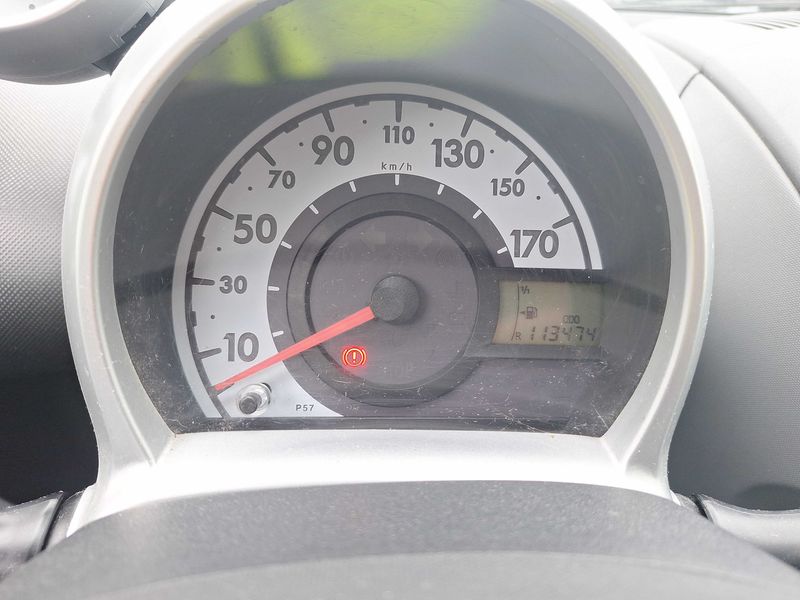 Peugeot 107 1.0 Black & Silver Edition 2009 – снимка 12