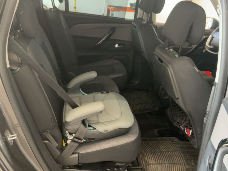 Citroen C4 Grand Picasso 1.6 Blue-HDi Feel 2018 – снимка 19