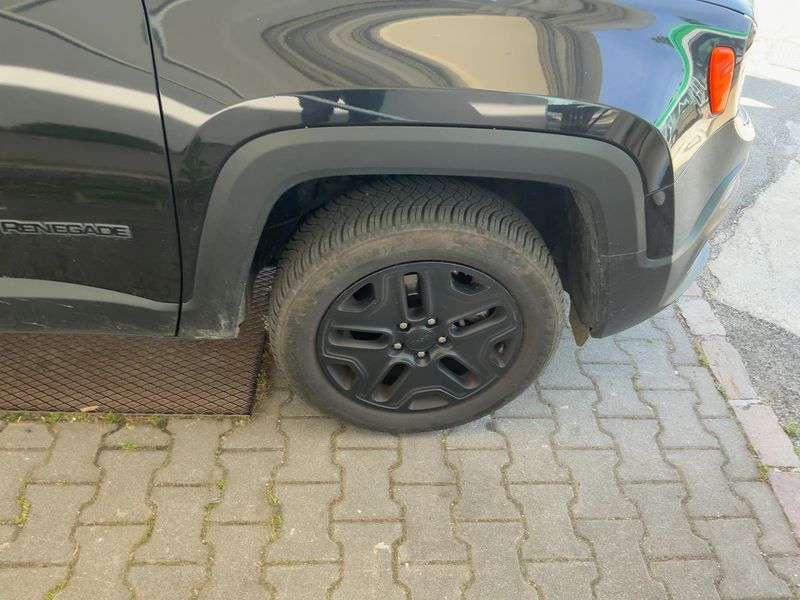Jeep Renegade 2.0 M-Jet Night Eagle 4WD 2016 – снимка 11