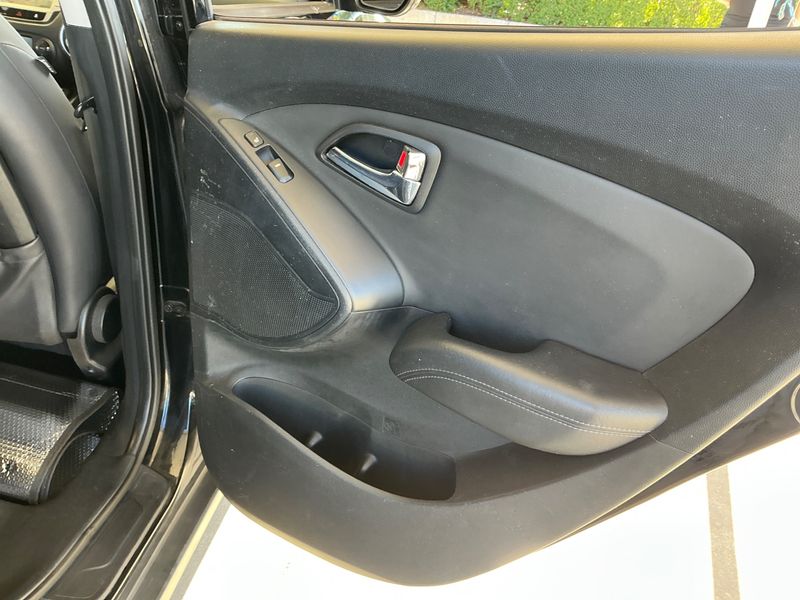 Hyundai ix35 1.7 CRDi Classic 2WD 2011 – снимка 36