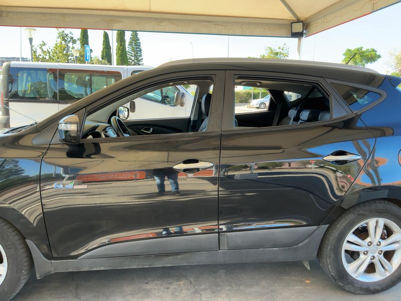Hyundai ix35 1.7 CRDi Classic 2WD 2011 – снимка 4