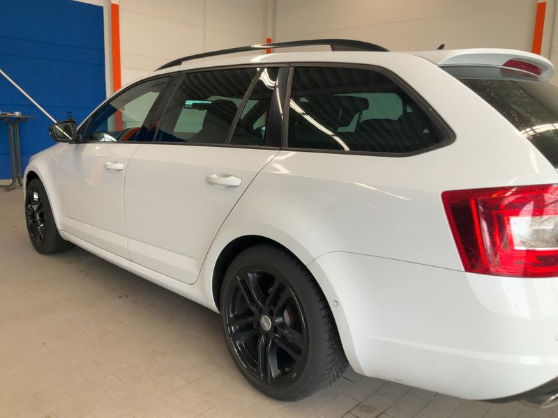 Skoda Octavia 2.0 TDI RS 2015 – снимка 6