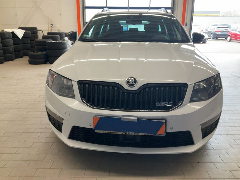 Skoda Octavia 2.0 TDI RS 2015 – снимка 14