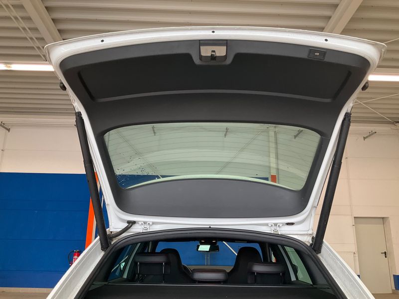 Skoda Octavia 2.0 TDI RS 2015 – снимка 27