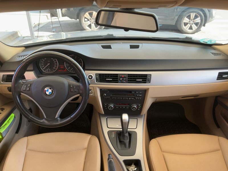 BMW 3er 318i 2008 – снимка 17