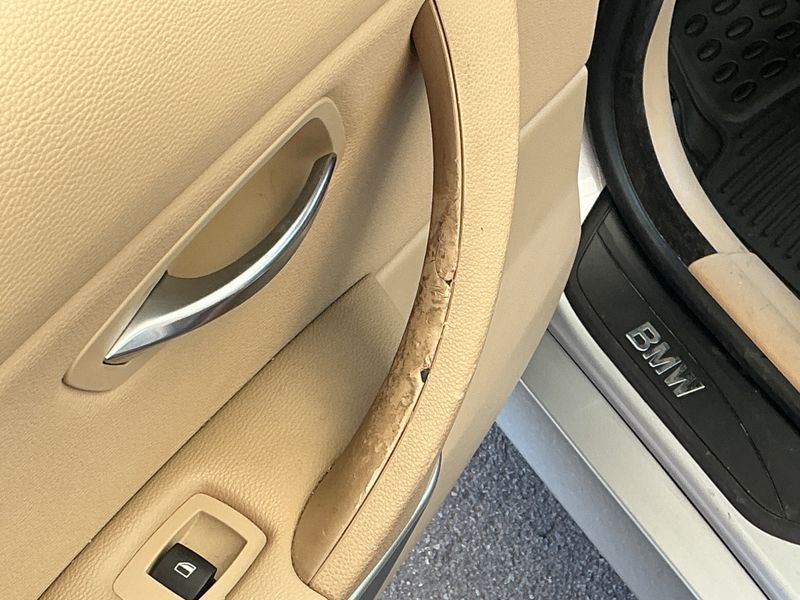 BMW 3er 318i 2008 – снимка 23