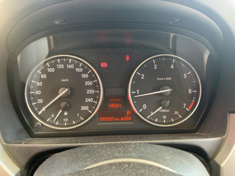BMW 3er 318i 2008 – снимка 18