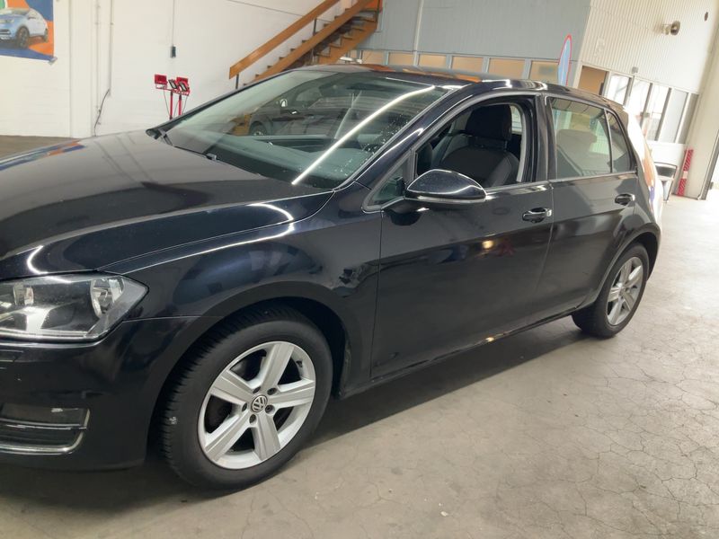 Volkswagen Golf VII 1.6 TDI Comfortline BlueMotion Tech 2014 – снимка 2