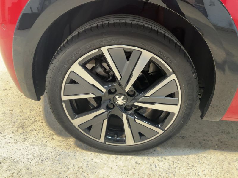 Peugeot 208 1.2 PureTech GT 2022 – снимка 9