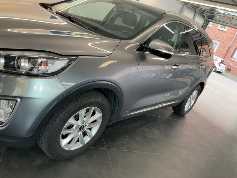 Kia Sorento 2.2 CRDi Vision 4WD 2016 – снимка 2