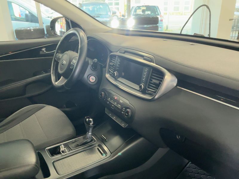 Kia Sorento 2.2 CRDi Vision 4WD 2016 – снимка 17