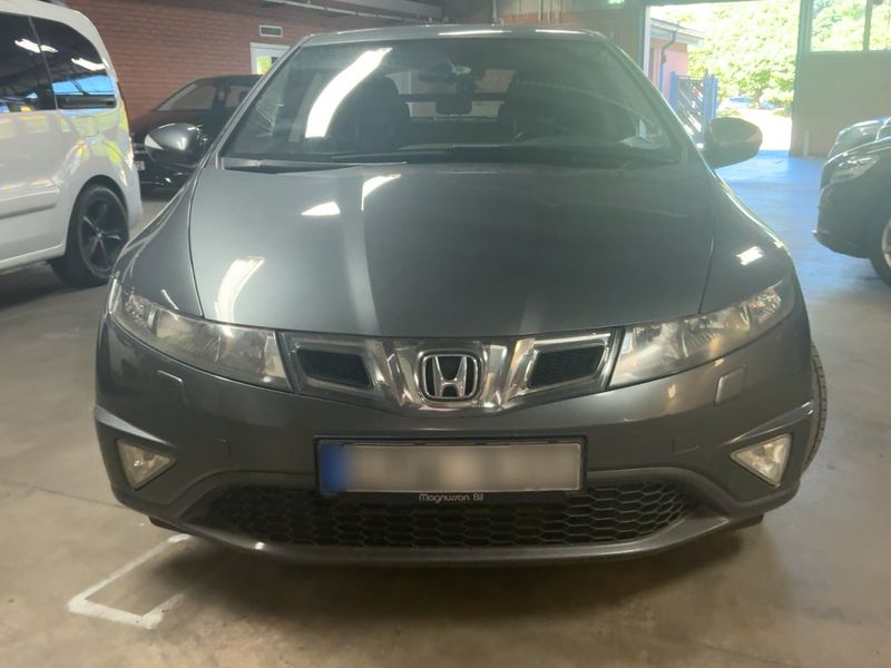 Honda Civic 1.8 VTEC Sport 2010 – снимка 14