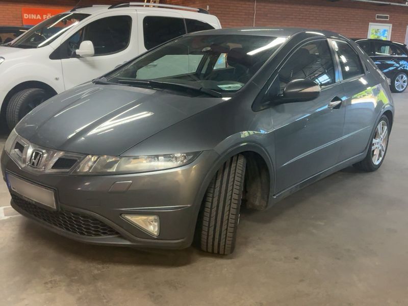 Honda Civic 1.8 VTEC Sport 2010 – снимка 1