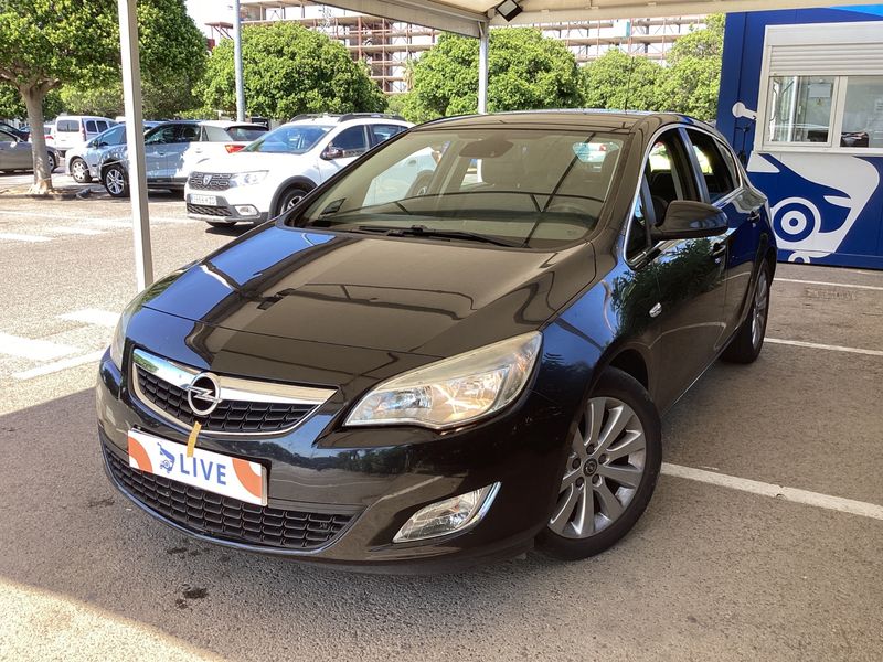 Opel Astra 1.7 CDTI Excellence 2012
