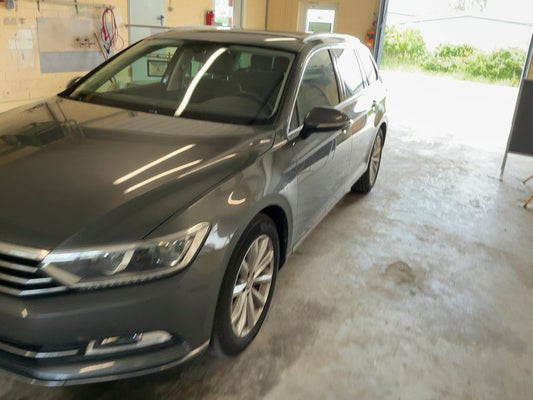 Volkswagen Passat 2.0 TDI Highline BlueMotion Tech 2016 – снимка 2