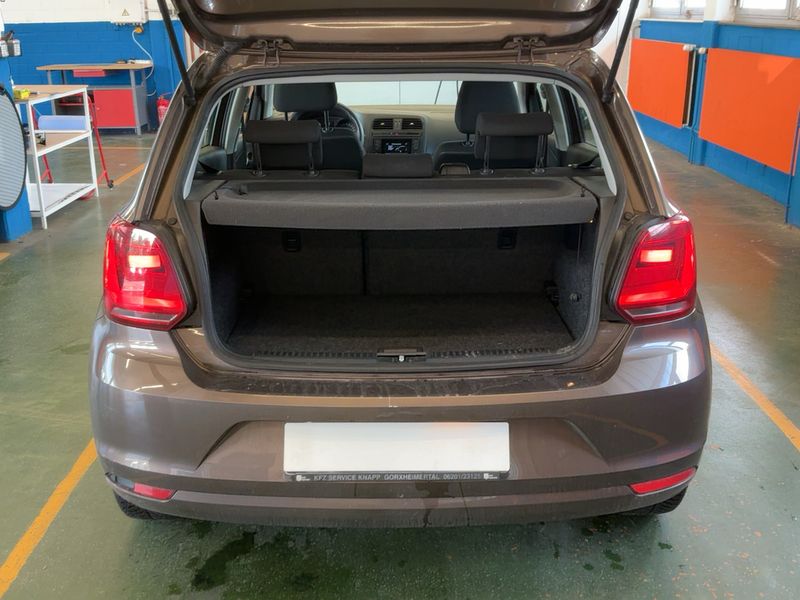 Volkswagen Polo 1.0 Trendline 2016 – снимка 15