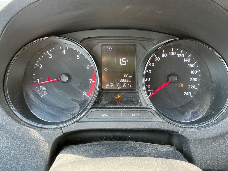 Volkswagen Polo 1.0 Trendline 2016 – снимка 18