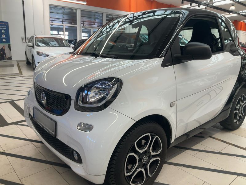 Smart fortwo 0.9 Turbo Basis passion 2019 – снимка 2