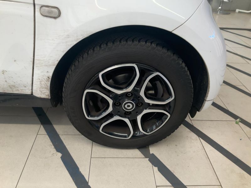 Smart fortwo 0.9 Turbo Basis passion 2019 – снимка 11