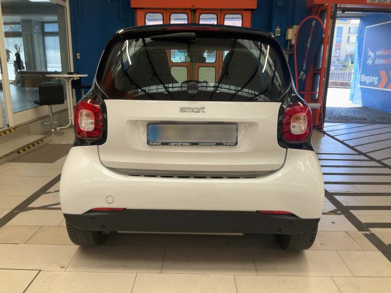 Smart fortwo 0.9 Turbo Basis passion 2019 – снимка 7