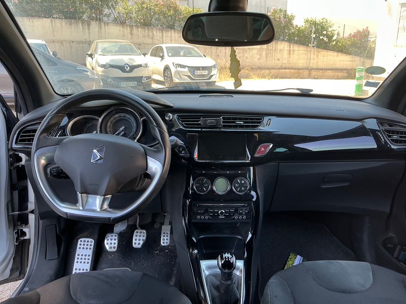 Citroen DS3 1.6 HDi SoChic 2013 – снимка 17