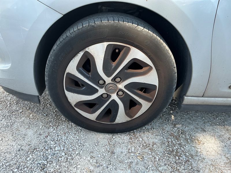 Citroen DS3 1.6 HDi SoChic 2013 – снимка 3