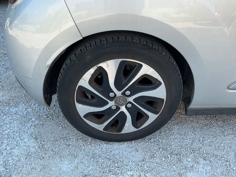 Citroen DS3 1.6 HDi SoChic 2013 – снимка 9
