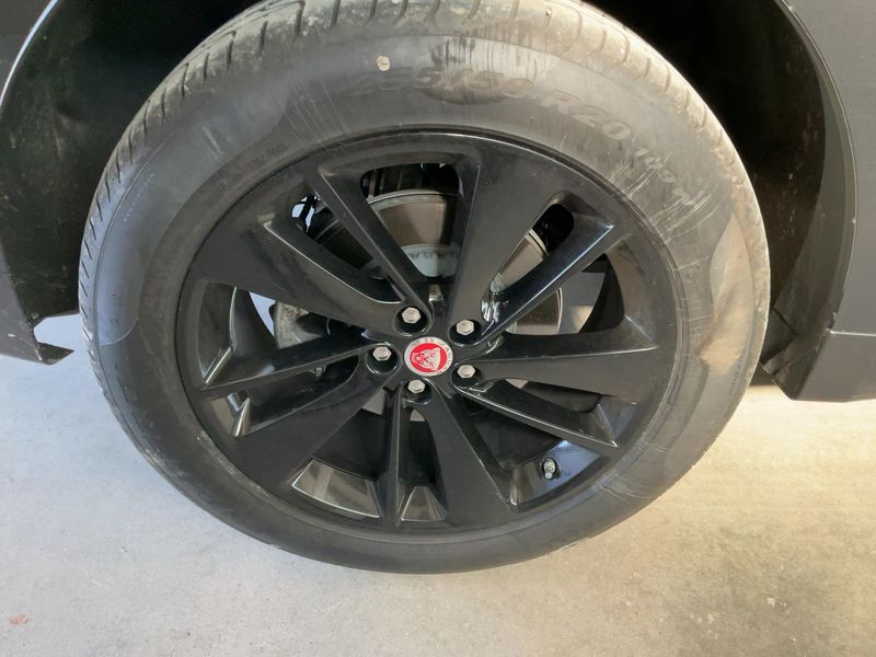 Jaguar F-Pace D200 Mild-Hybrid R-Dynamic SE AWD 2022 – снимка 9