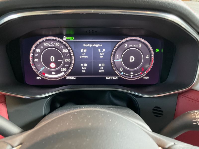 Jaguar F-Pace D200 Mild-Hybrid R-Dynamic SE AWD 2022 – снимка 18
