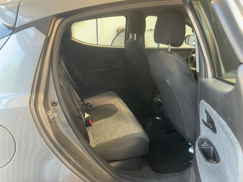 Lancia Ypsilon 1.2 Elefantino Blu 2019 – снимка 19