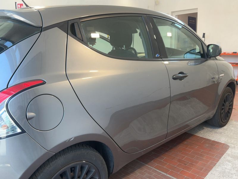 Lancia Ypsilon 1.2 Elefantino Blu 2019 – снимка 10