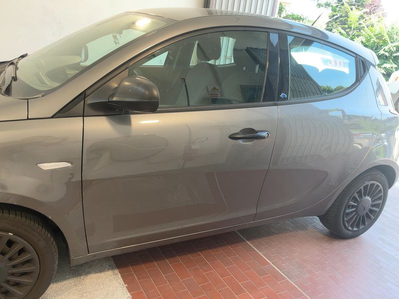Lancia Ypsilon 1.2 Elefantino Blu 2019 – снимка 4