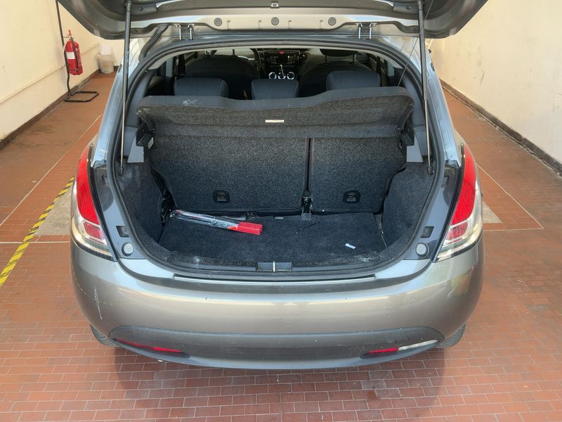 Lancia Ypsilon 1.2 Elefantino Blu 2019 – снимка 15