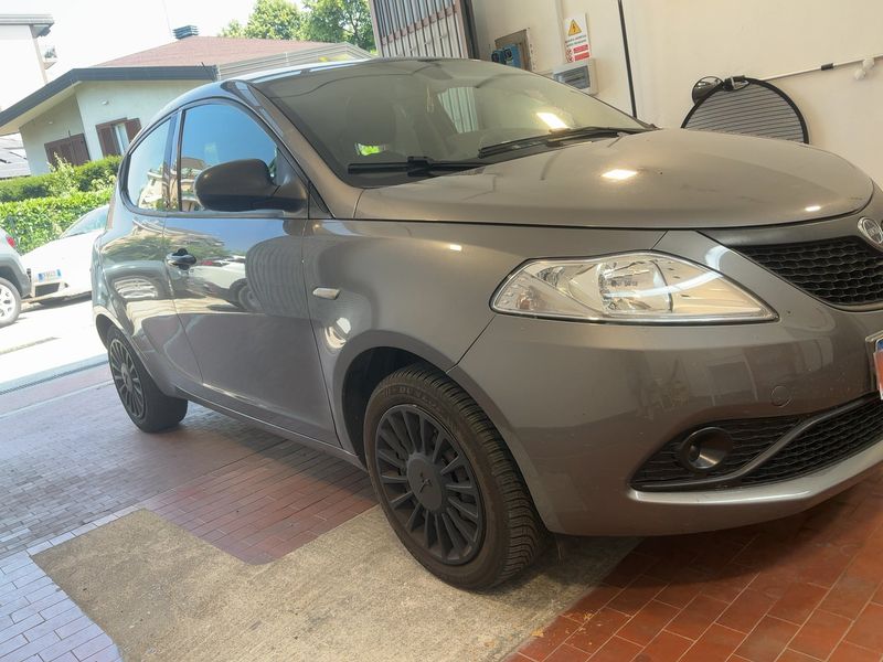 Lancia Ypsilon 1.2 Elefantino Blu 2019 – снимка 12