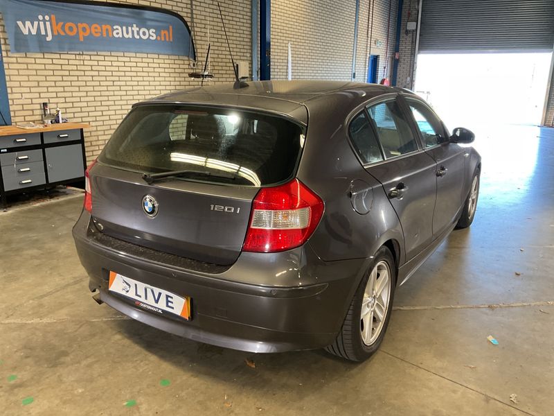 BMW 1er 120i 2005 – снимка 2