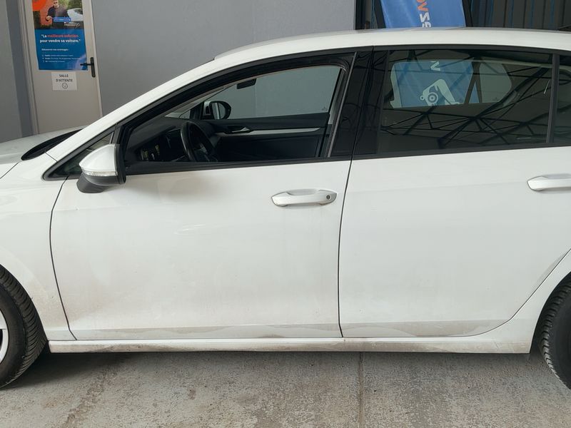 Volkswagen Golf VIII 2.0 TDI Life 1st Business Société Réversible 2021 – снимка 4