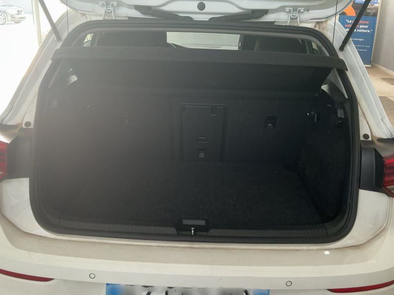 Volkswagen Golf VIII 2.0 TDI Life 1st Business Société Réversible 2021 – снимка 15